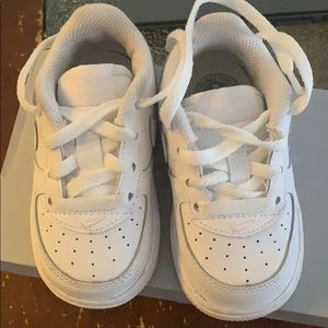 Toddler NIKE Force 1 size 5C